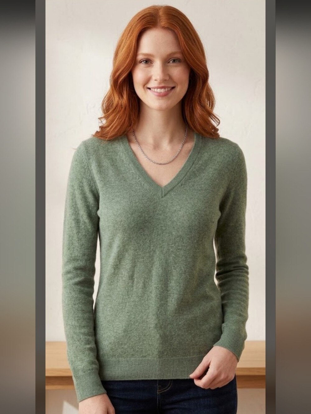 Aspen 2 ply cashmere V neck sweater in green